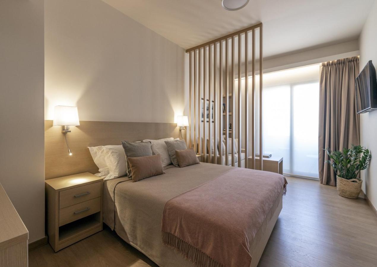 Gallery Suites & Residences Pireusz Kültér fotó