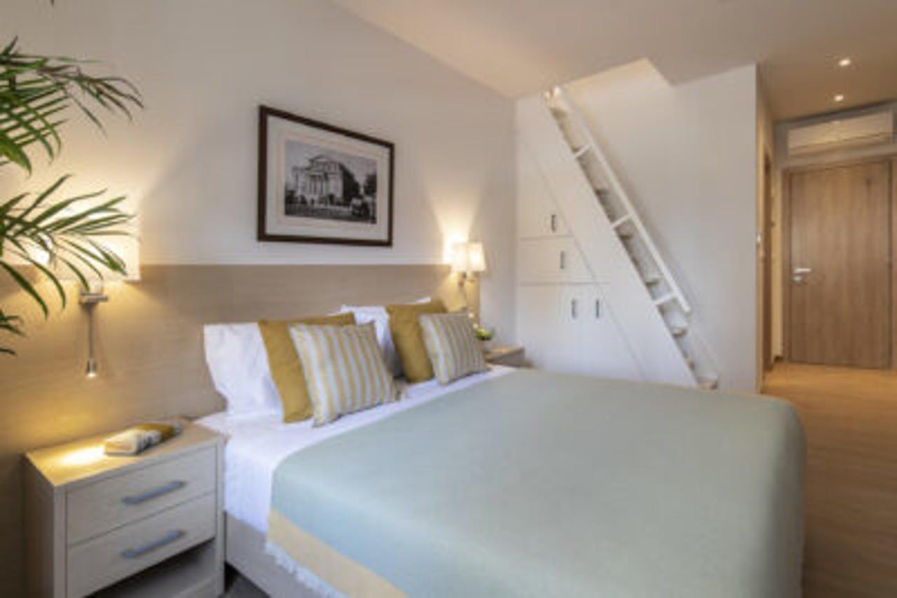Gallery Suites & Residences Pireusz Kültér fotó